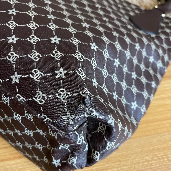 Unbranded Louis Vuitton-like tote bag - Picture 4 of 13